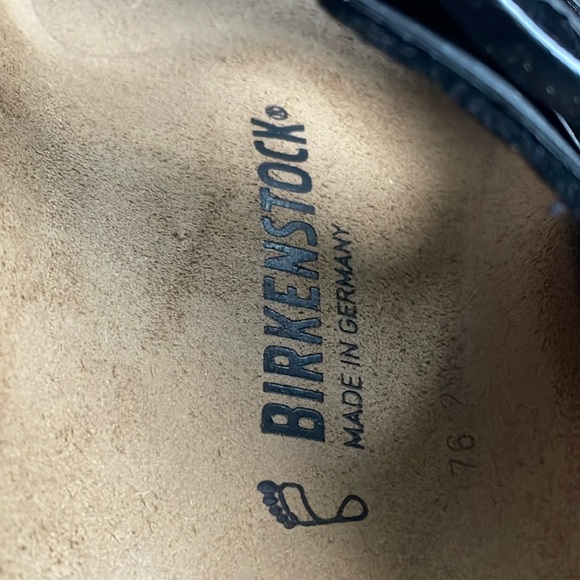 Birkenstock - Arizona Unisex  Sandals - Picture 2 of 7